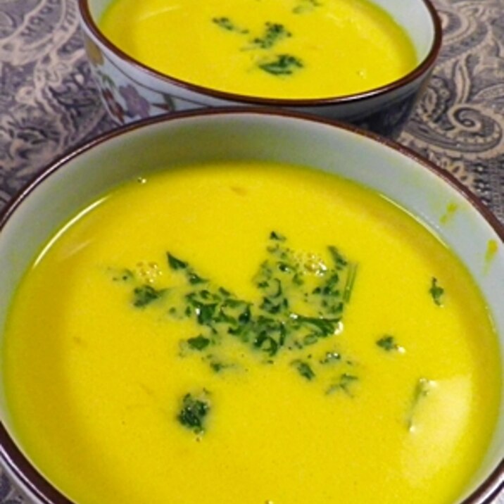 バター炒めかぼちゃの冷やし豆乳スープ